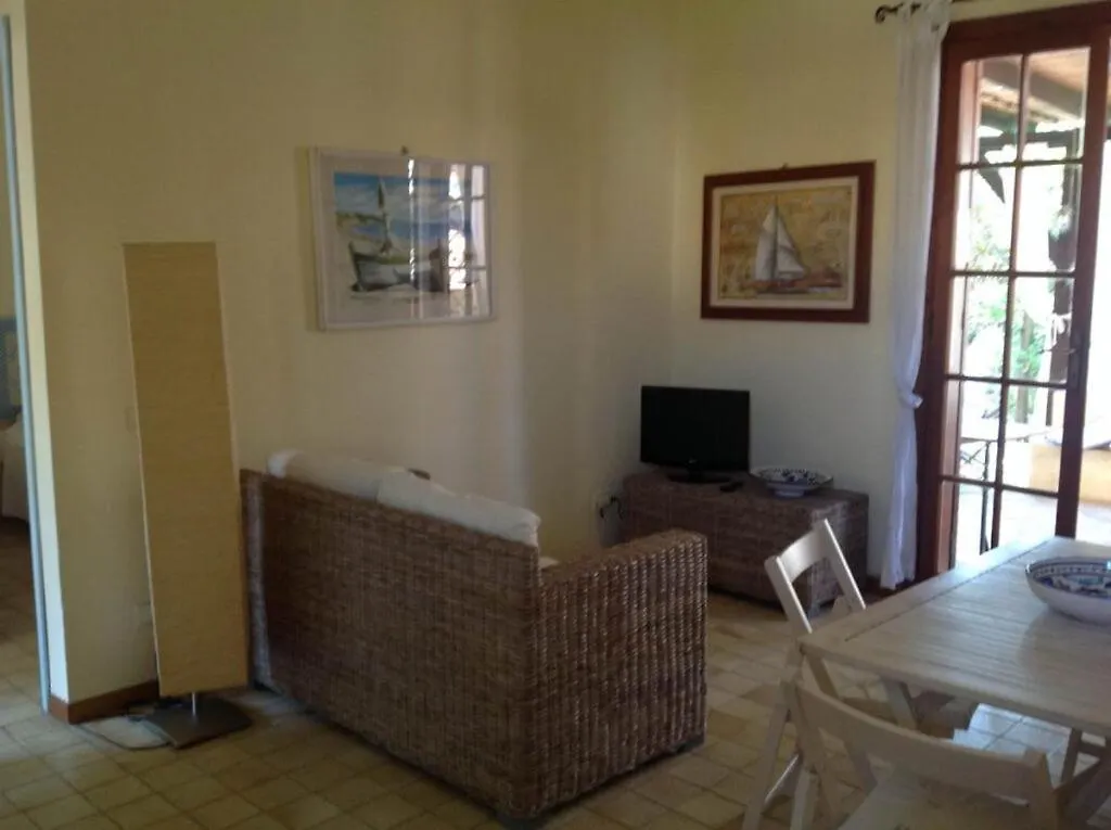 App Emily By La Via Del Mare Viaggi E Vacanze Villasimius Appartamento